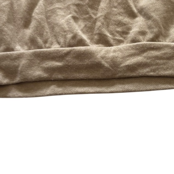 Twenty Second Gold Sweater Size Large (L) - Picture 2 of 6